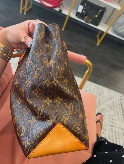 Louis Vuitton Wilshire MM – Monogram Canvas