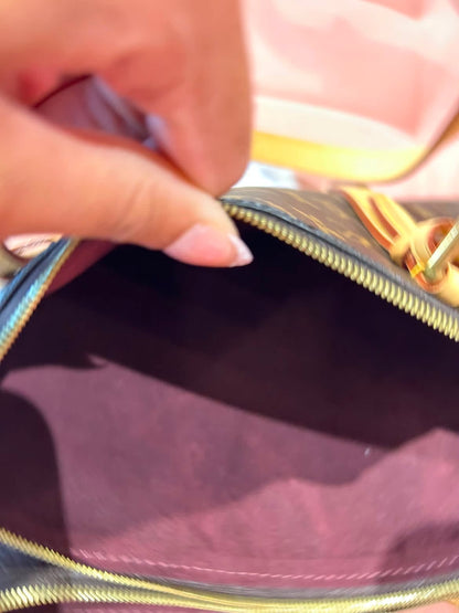 Louis Vuitton Carrousel – Monogram Canvas