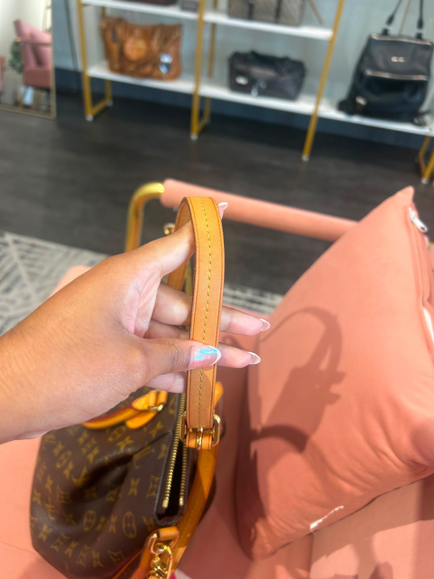 Louis Vuitton Turenne MM – Monogram Canvas