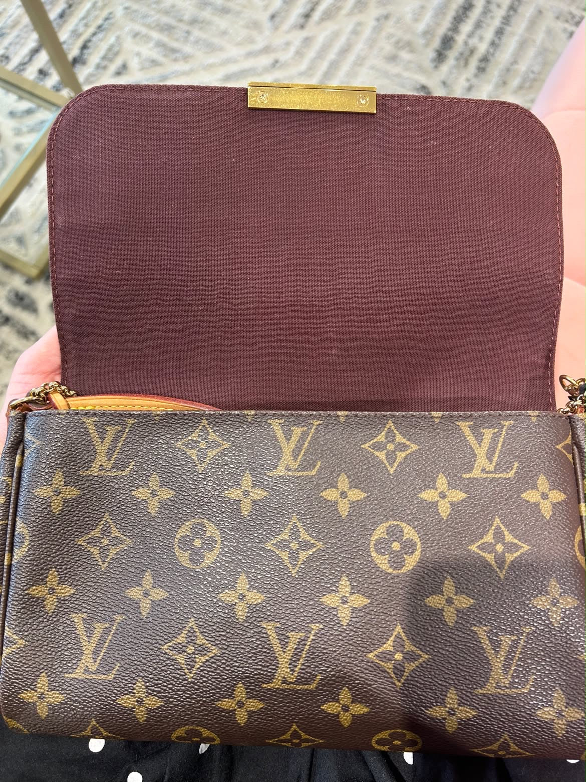 Louis Vuitton Favorite MM – Monogram Canvas