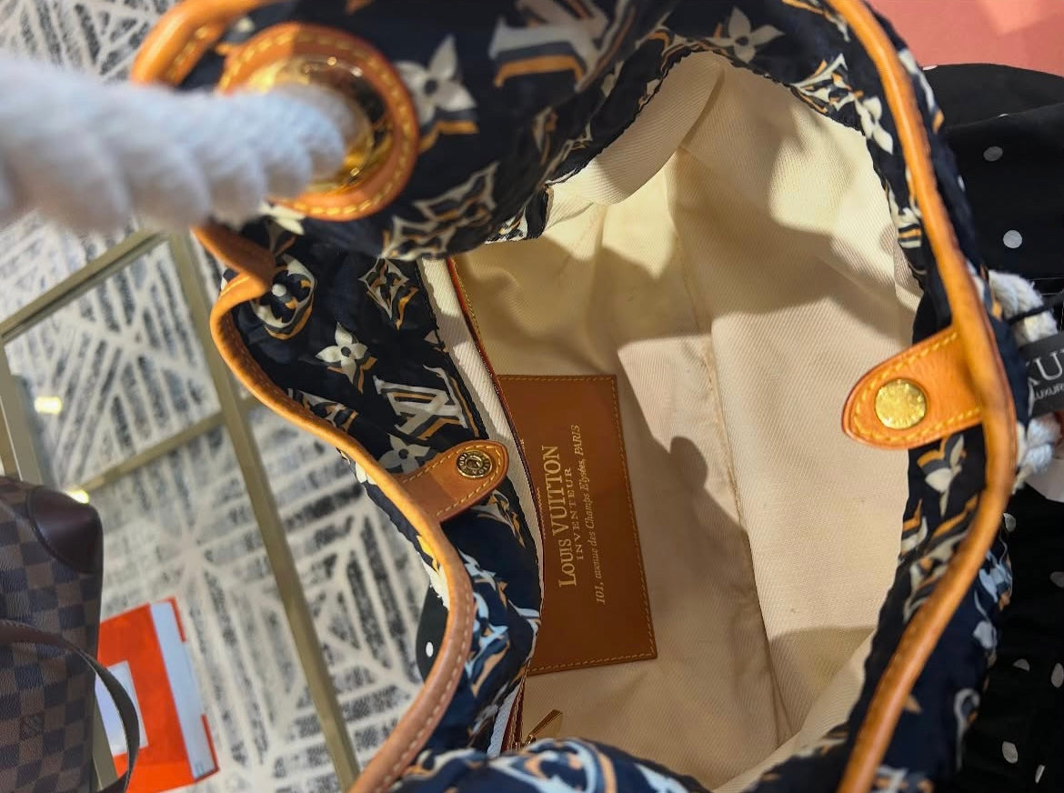 Louis Vuitton Cruise Bulles