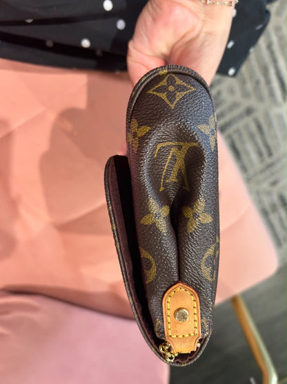 Louis Vuitton Favorite MM – Monogram Canvas