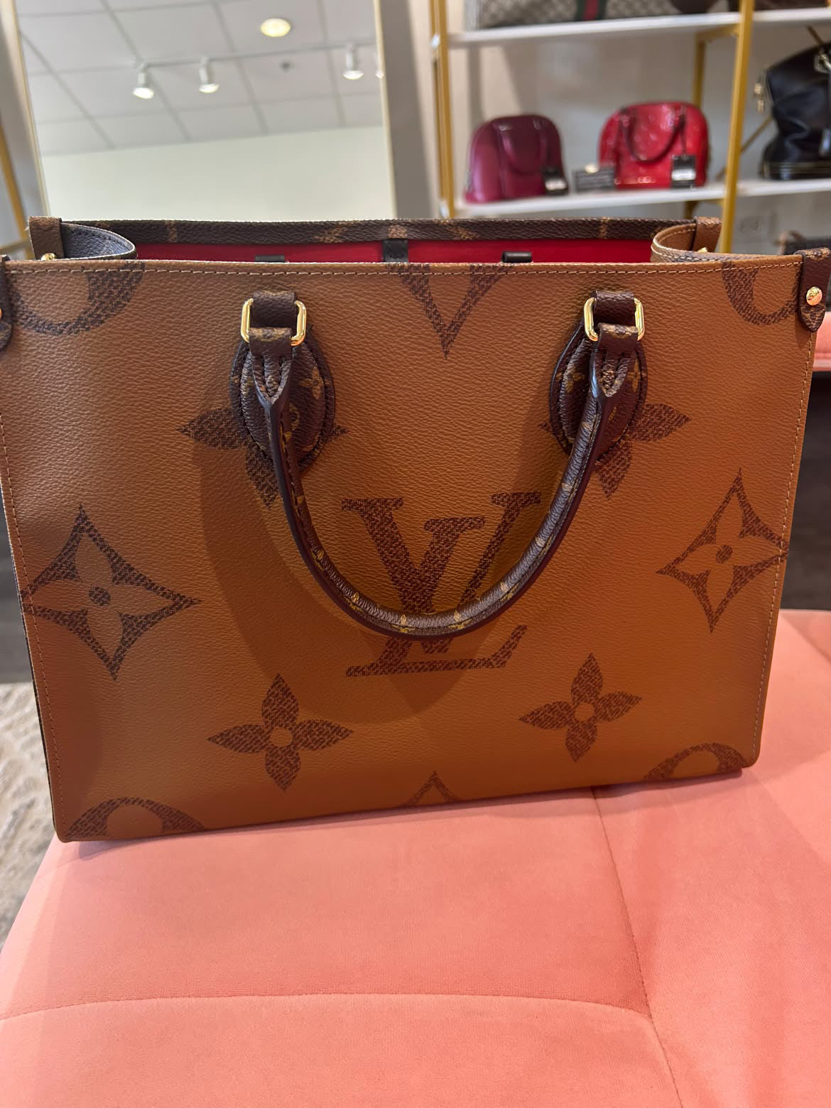 Louis Vuitton Onthego MM – Monogram Giant Reverse Canvas