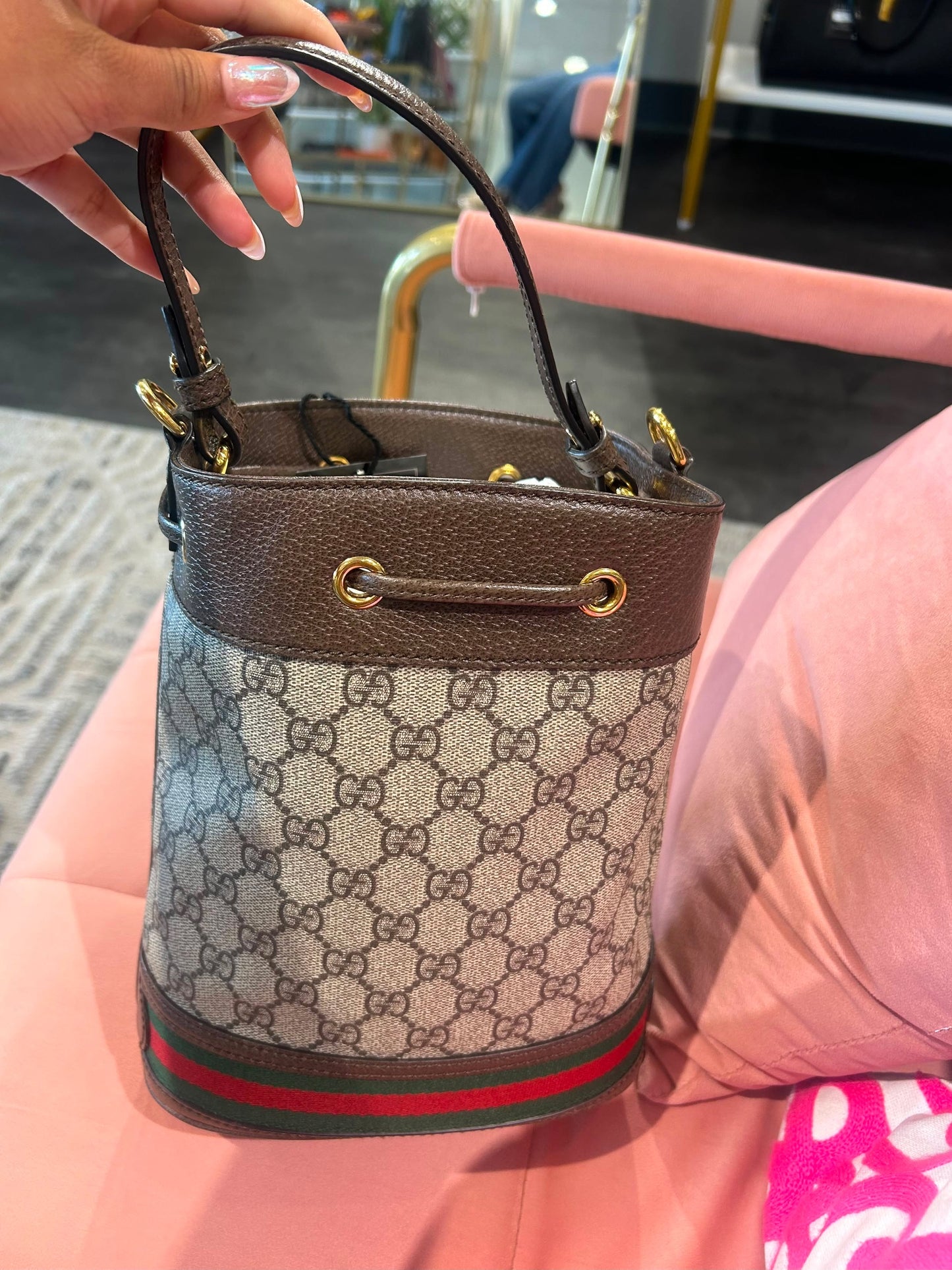 Gucci Ophidia GG Supreme Bucket Bag