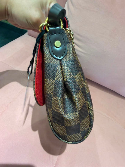 Louis Vuitton Favorite MM in Damier Ebene (For Ms Lisa)