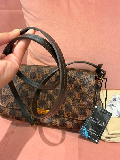Louis Vuitton Favorite MM in Damier Ebene (For Ms Lisa)