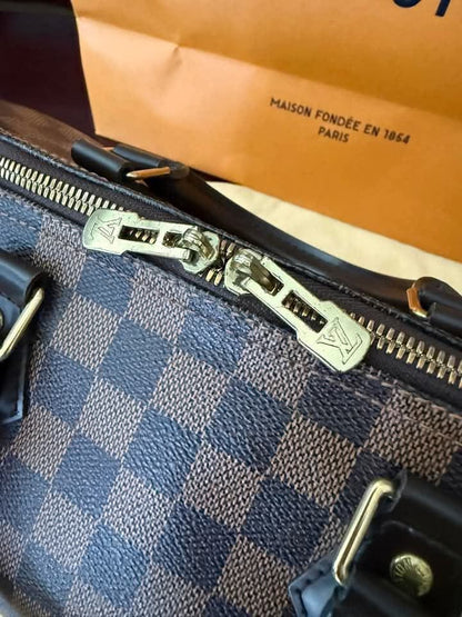 Louis Vuitton Speedy Bandoulière 30 – Damier Ebene