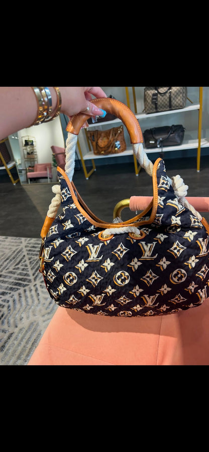 Louis Vuitton Cruise Bulles