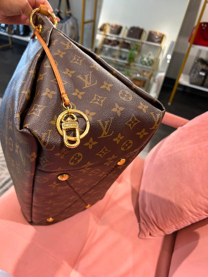 Louis Vuitton Artsy MM – Monogram Canvas