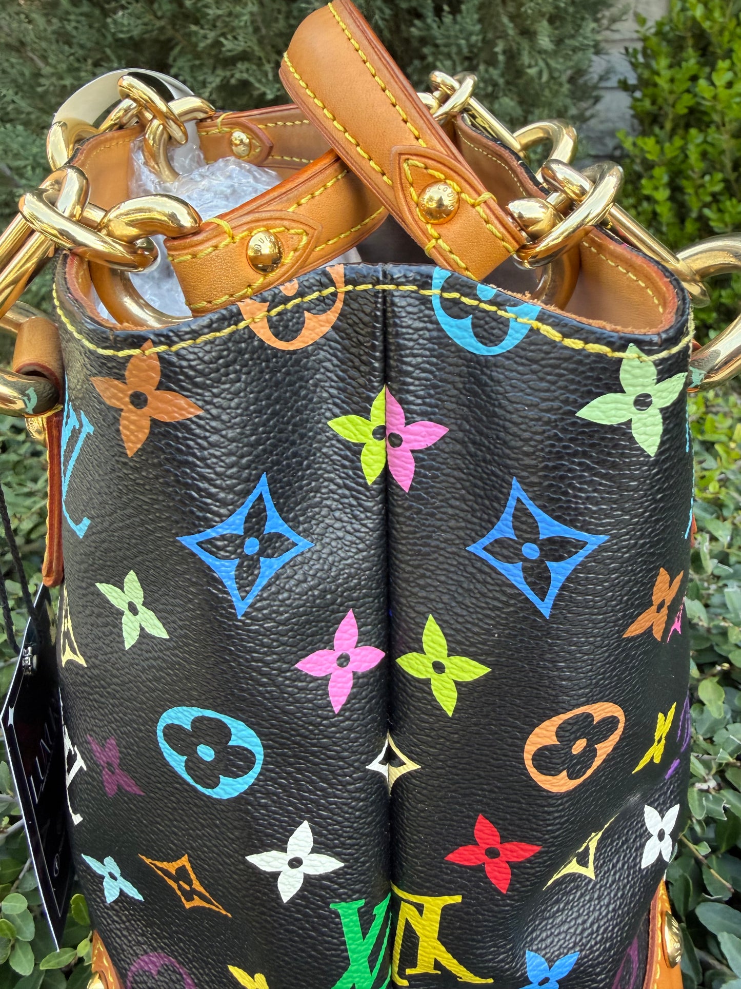 Louis Vuitton Audra in Noir