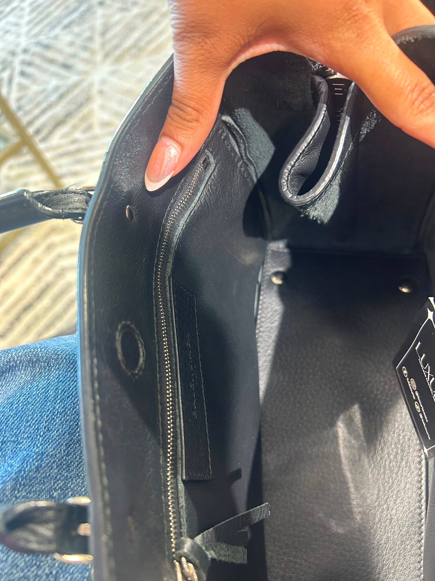 Balenciaga Papier Small – Black Leather