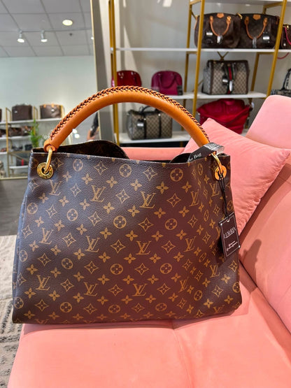 Louis Vuitton Artsy MM – Monogram Canvas
