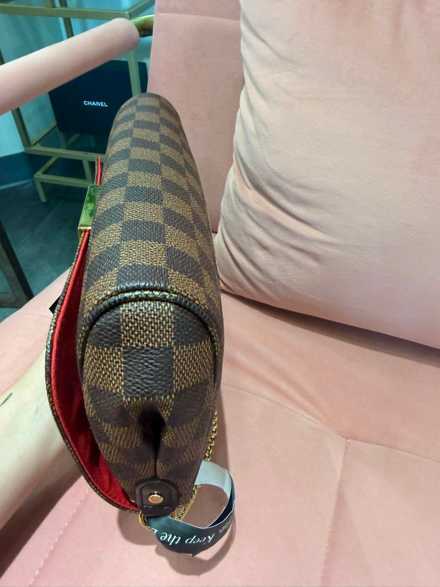 Louis Vuitton Favorite MM in Damier Ebene (For Ms Lisa)