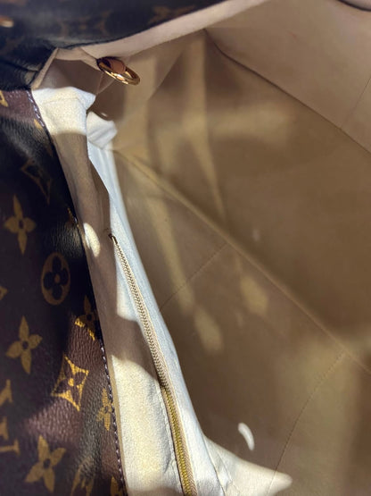Louis Vuitton Artsy MM – Monogram Canvas