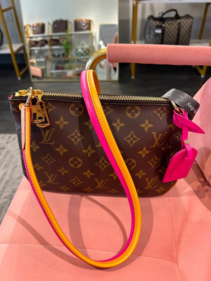 Louis Vuitton Lorette – Monogram Canvas