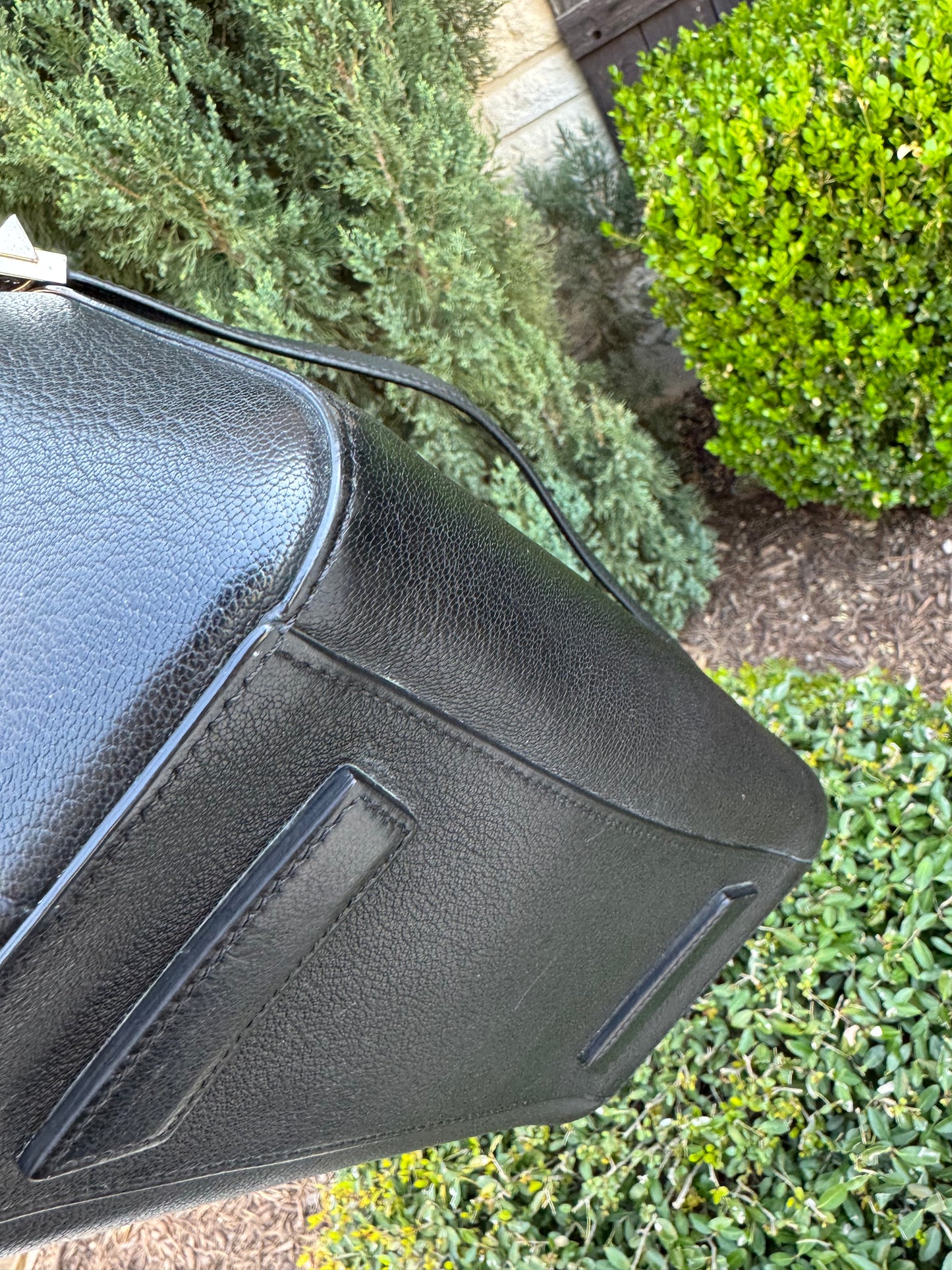 Antigona Small Top Handle Top Grained Leather