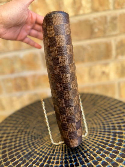 Louis Vuitton Eva Clutch