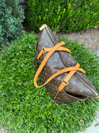 Louis Vuitton Totally MM in Monogram Canvas