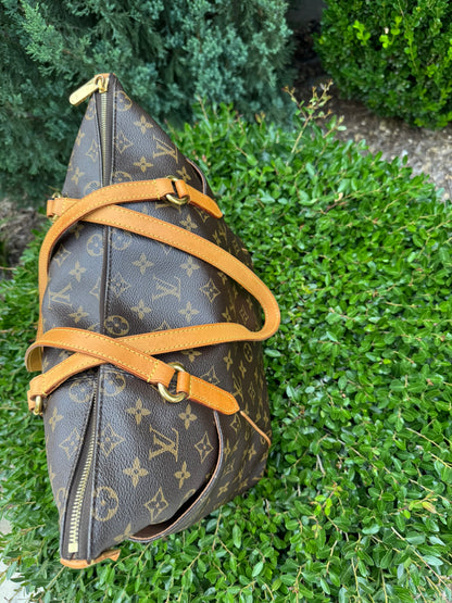 Louis Vuitton Totally MM in Monogram Canvas