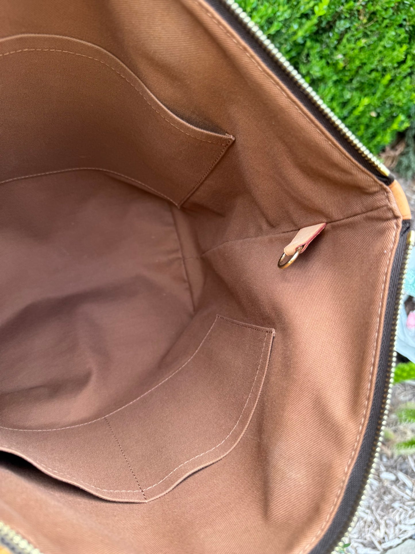 Louis Vuitton Totally MM in Monogram Canvas