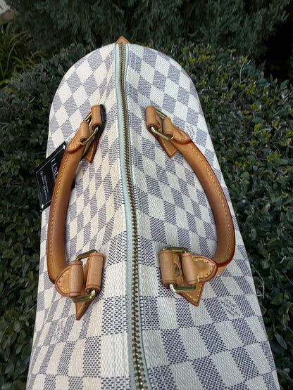 Louis Vuitton Speedy 30 in Damier Azur Canvas