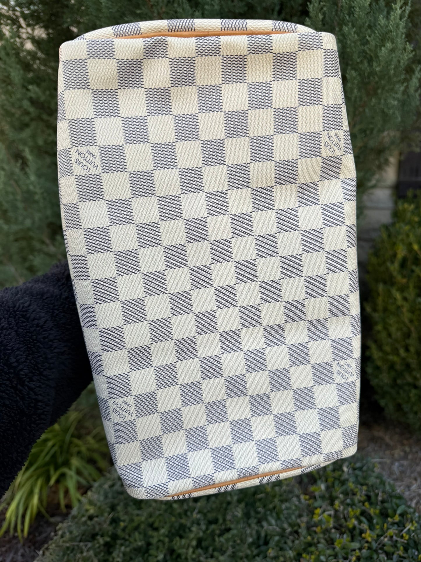 Louis Vuitton Speedy 30 in Damier Azur Canvas