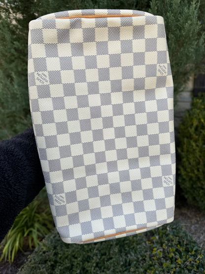 Louis Vuitton Speedy 30 in Damier Azur Canvas