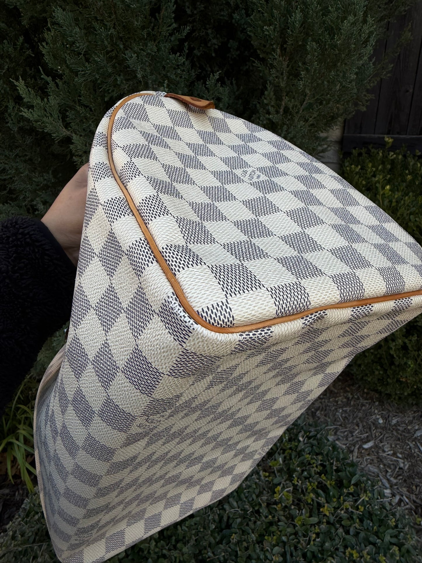 Louis Vuitton Speedy 30 in Damier Azur Canvas