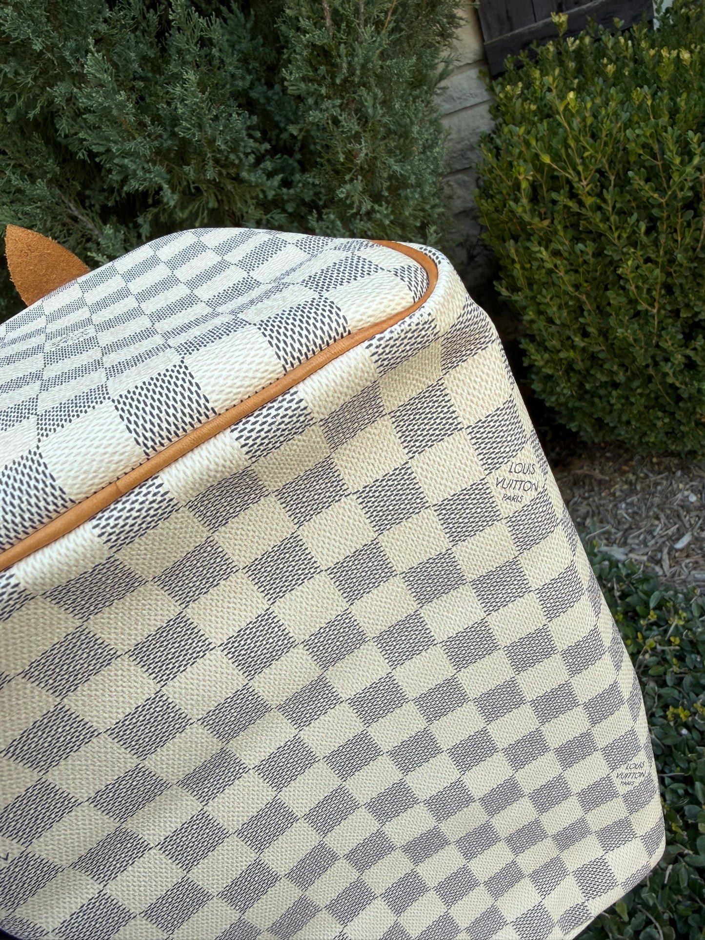 Louis Vuitton Speedy 30 in Damier Azur Canvas