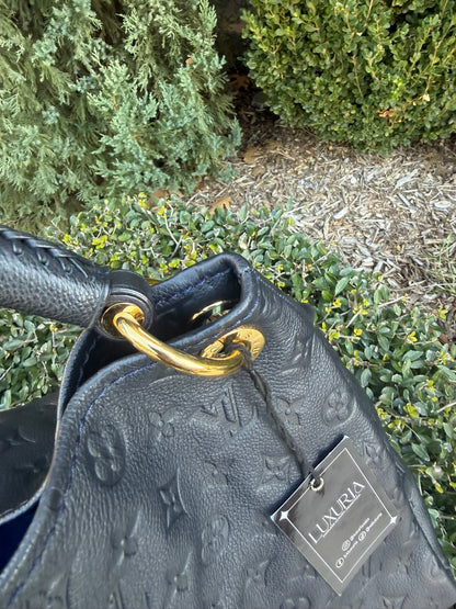 Louis Vuitton Artsy MM in Infini Empreinte Leather