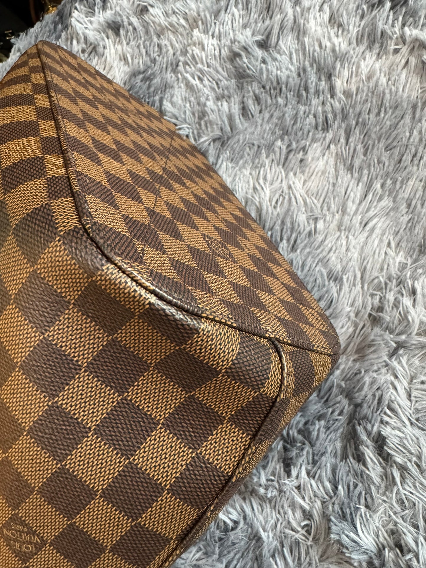 Louis Vuitton Sienna MM in Damier Ebene