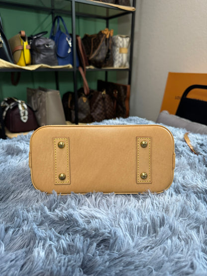 Louis Vuitton Alma BB