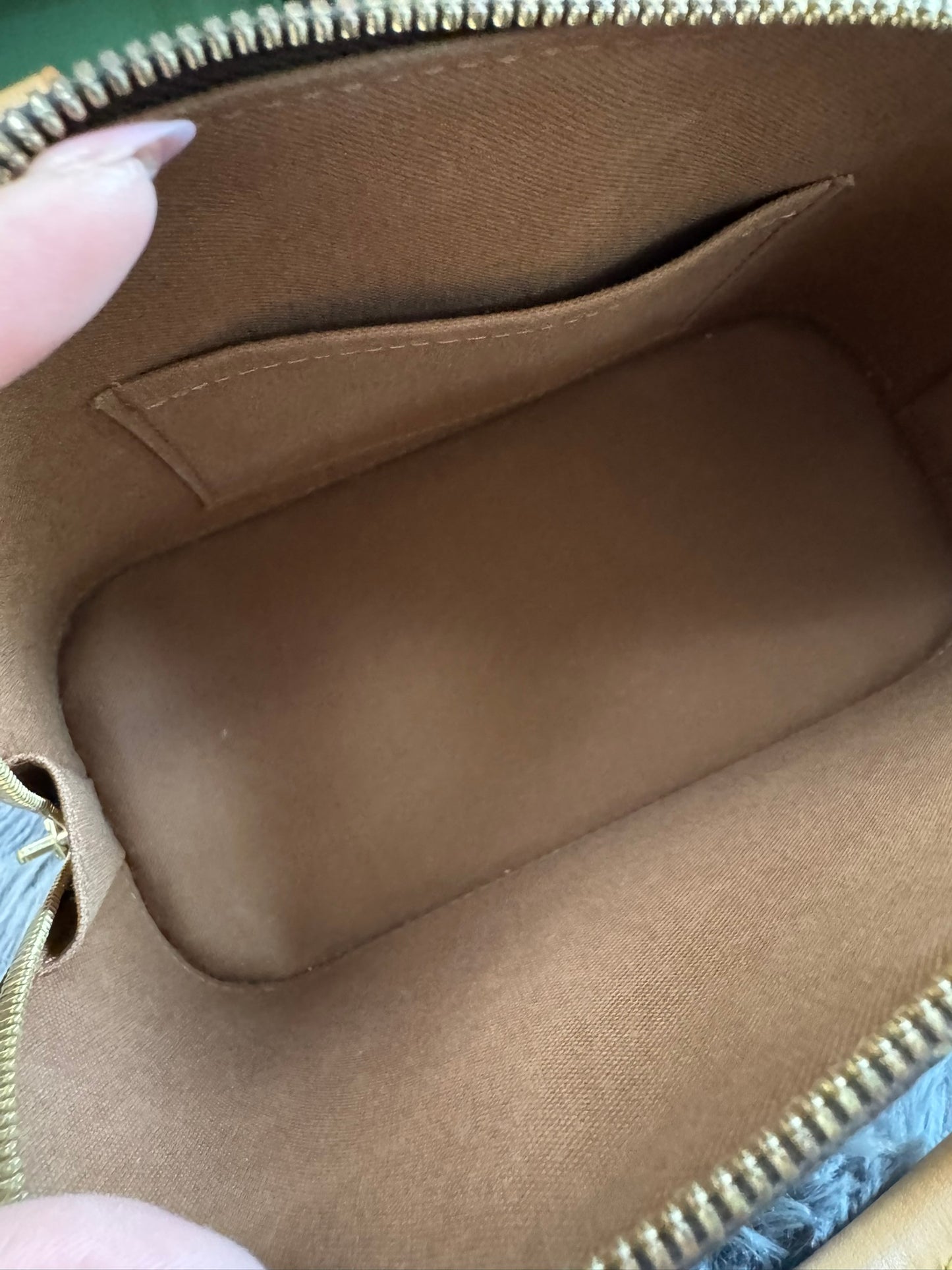 Louis Vuitton Alma BB