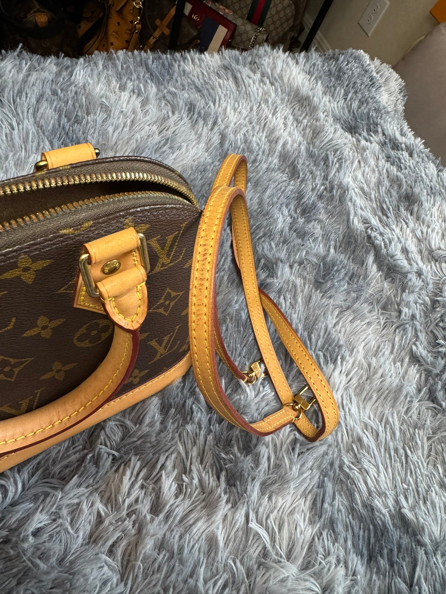 Louis Vuitton Alma BB