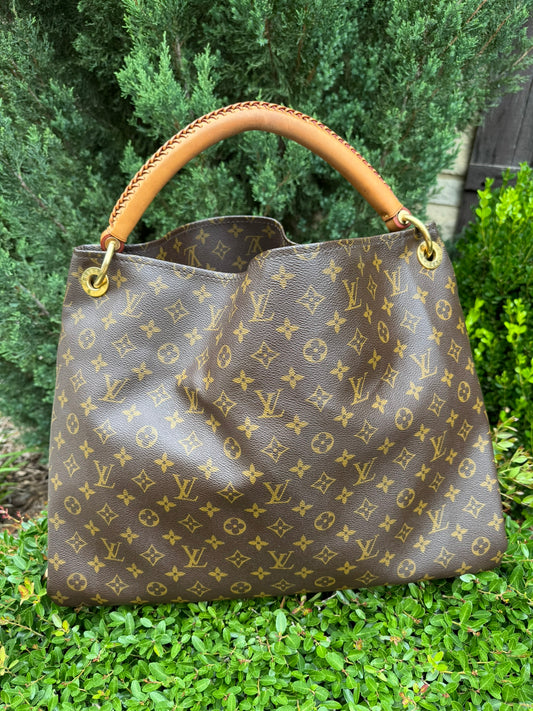 Louis Vuitton Artsy GM
