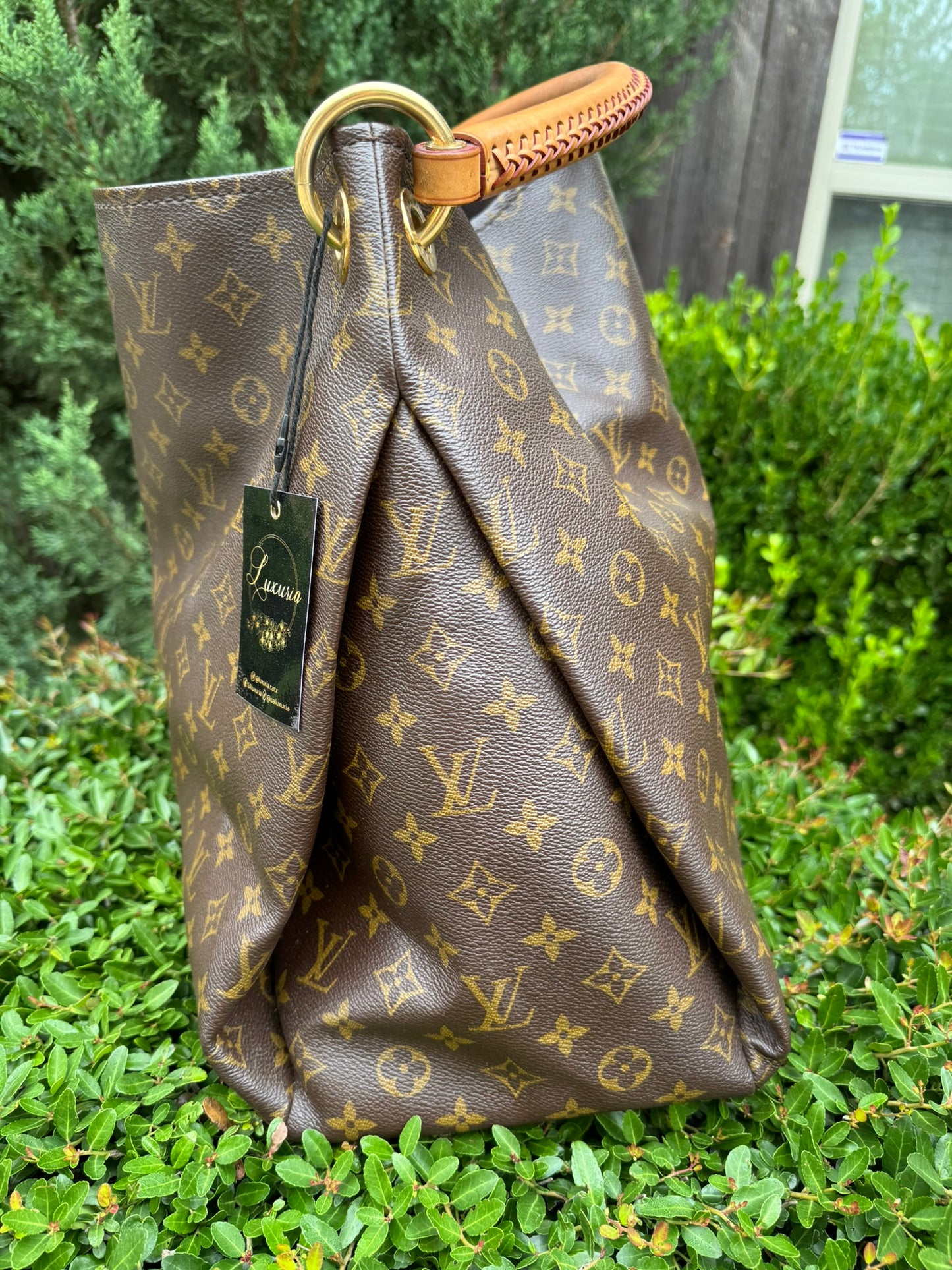 Louis Vuitton Artsy GM
