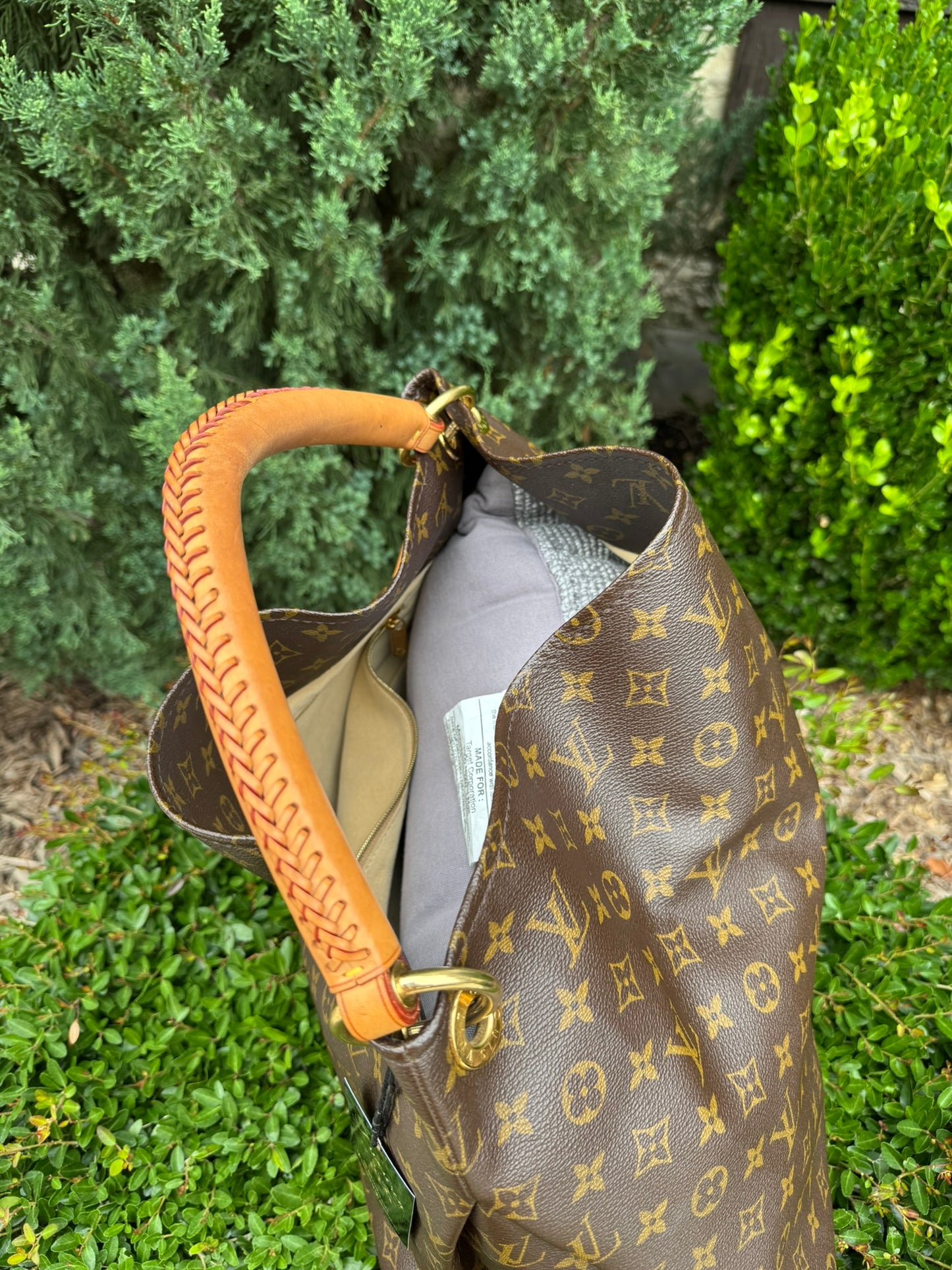 Louis Vuitton Artsy GM