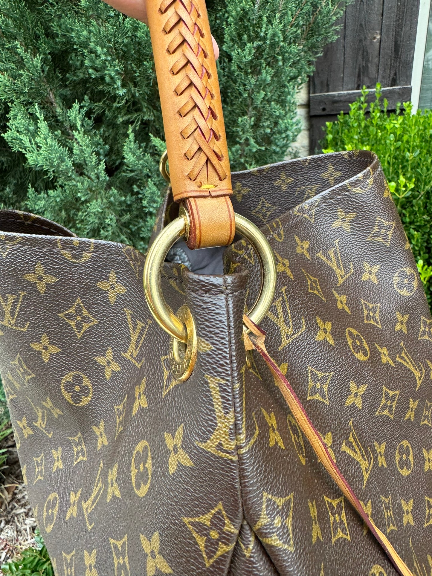 Louis Vuitton Artsy GM