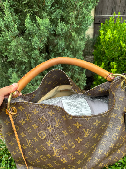 Louis Vuitton Artsy GM
