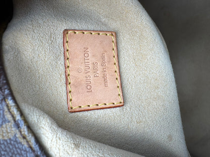 Louis Vuitton Artsy GM