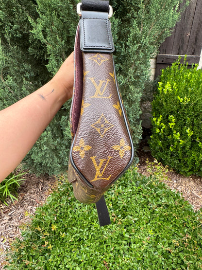 Louis Vuitton District PM in Monogram Macassar Canvas