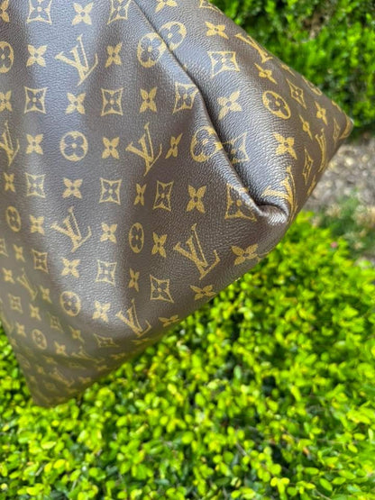 Louis Vuitton Artsy MM