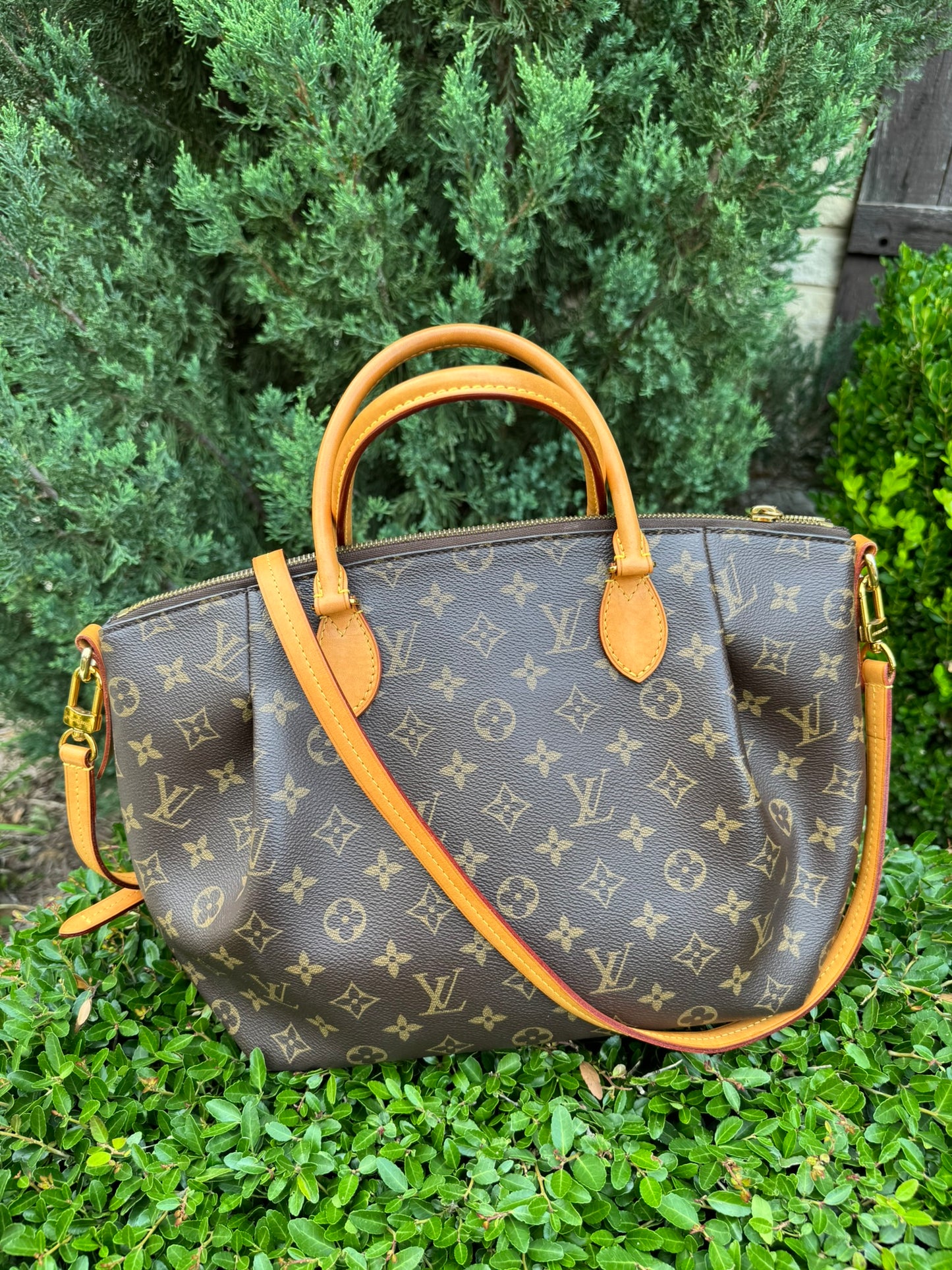 Louis Vuitton Turenne MM