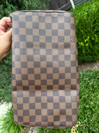Louis Vuitton Speedy 30 in Damier Ebene Canvas