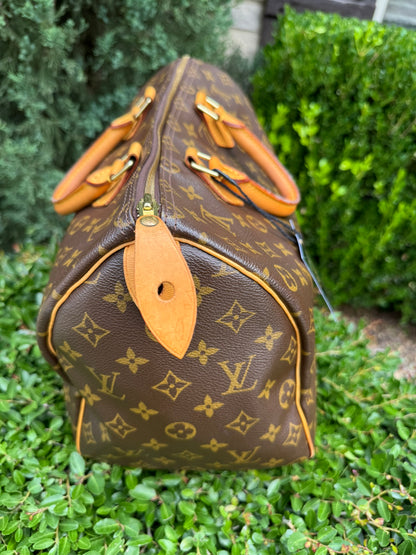 Louis Vuitton Speedy 35