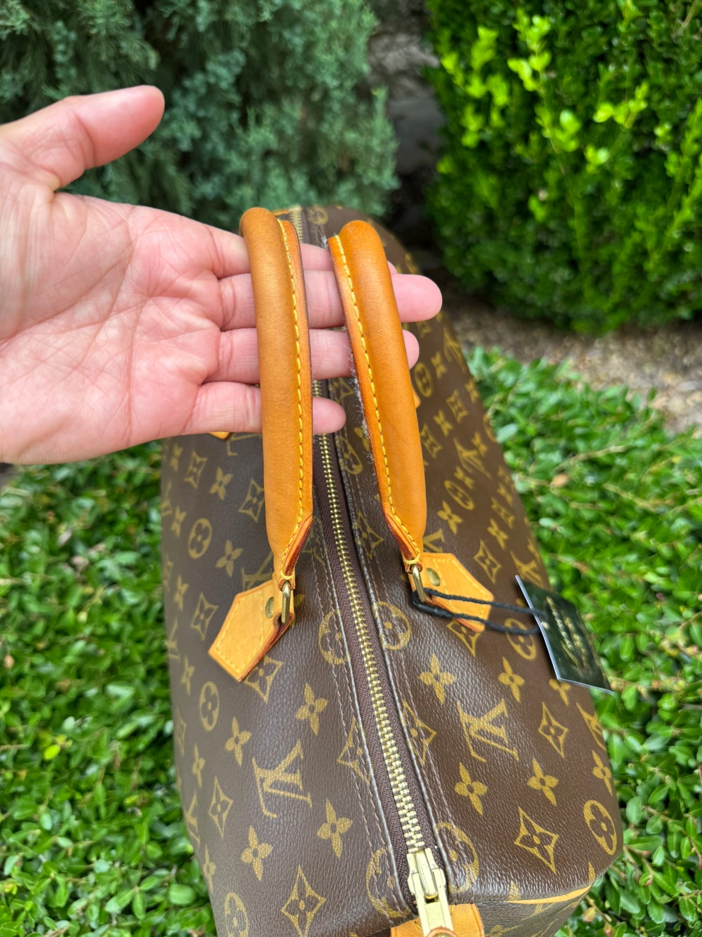 Louis Vuitton Speedy 35