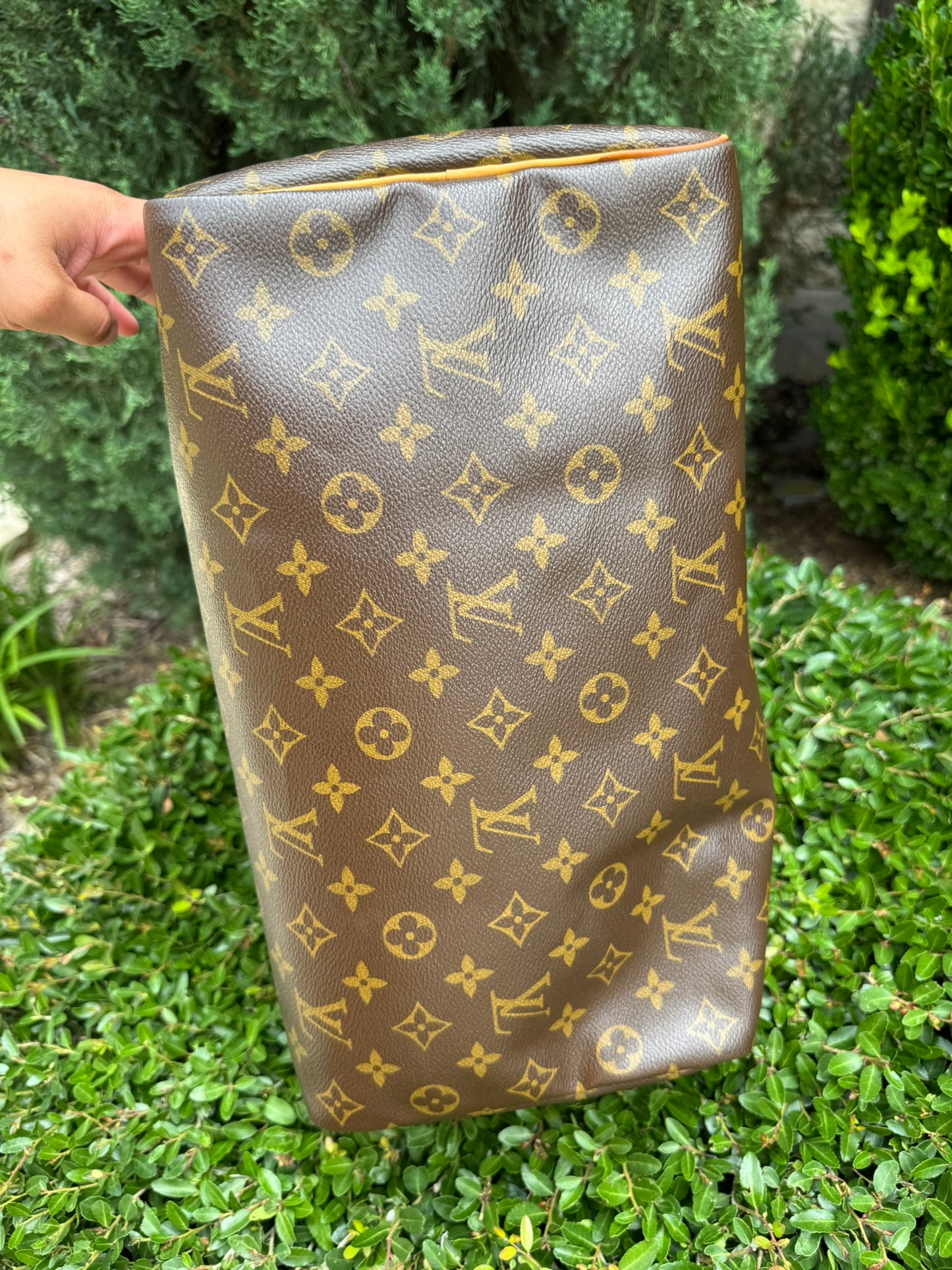Louis Vuitton Speedy 35