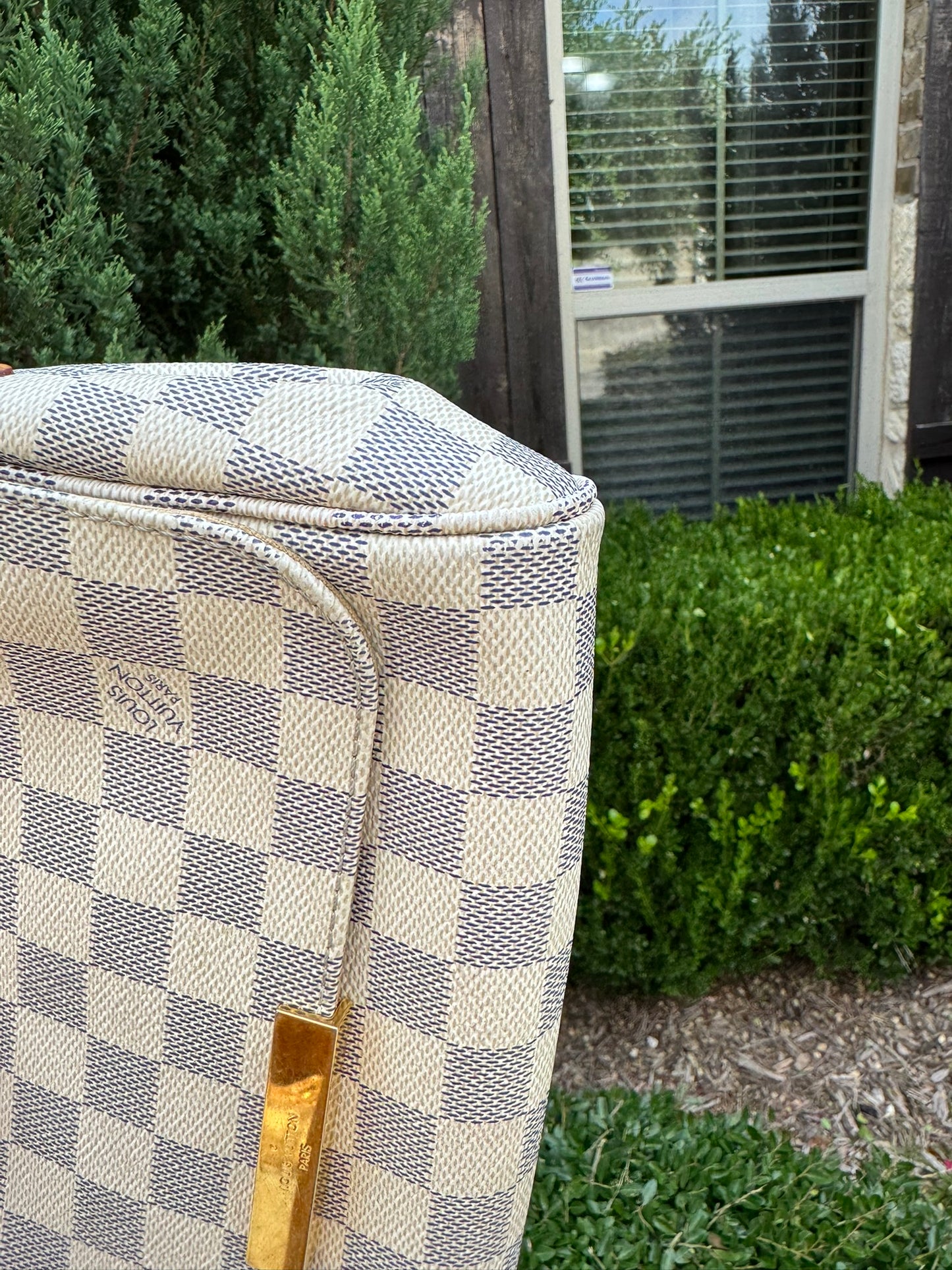 Louis Vuitton Favorite MM in Damier Azur Canvas