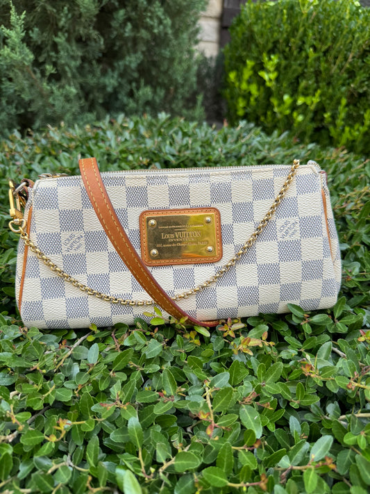 Louis Vuitton Eva Clutch in Damier Azur Canvas