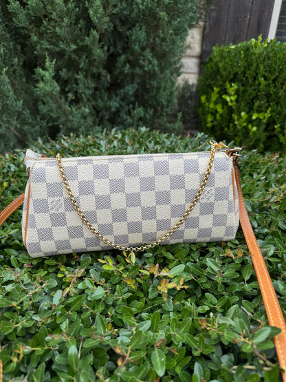 Louis Vuitton Eva Clutch in Damier Azur Canvas